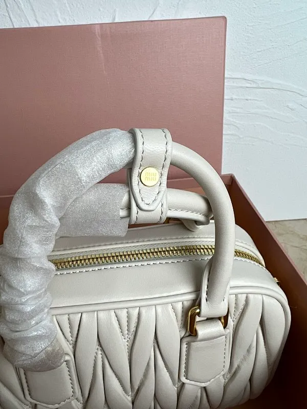 All Categories Official Website "Brand Women's Bags" Women's Bags 💙 miumiu 2026 Official Website MIUMIU Crossbody Bag