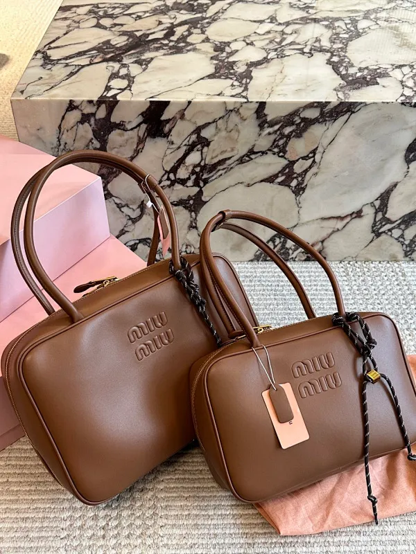 All categories Official website "Brand Women's Bags" Women's Bags 💙 miumiu 2026 new MIUMIU bowling bag