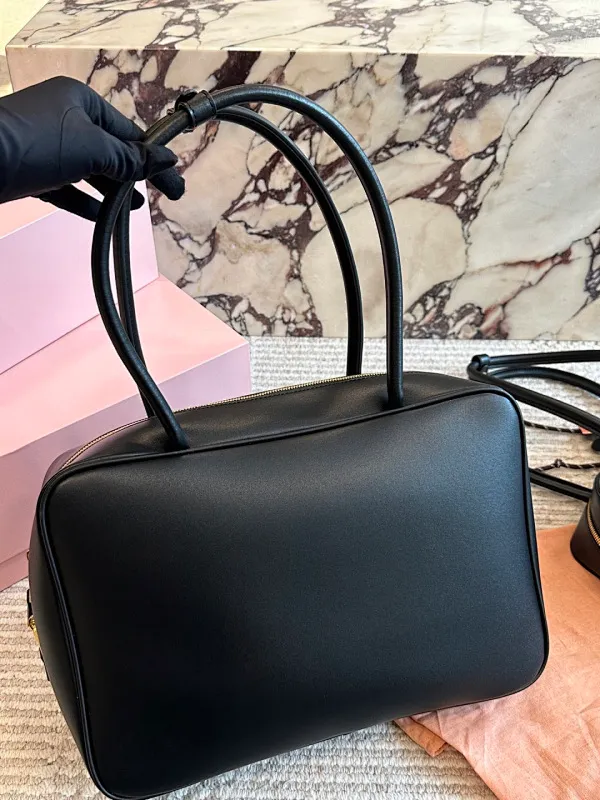 All categories Official website "Brand Women's Bags" Women's Bags 💙 miumiu 2026 new MIUMIU bowling bag