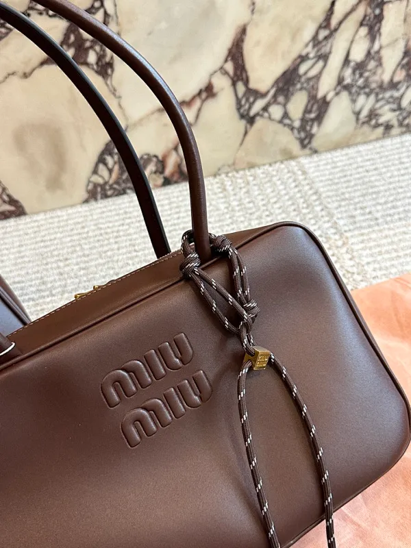 All categories Official website "Brand Women's Bags" Women's Bags 💙 miumiu 2026 new MIUMIU bowling bag