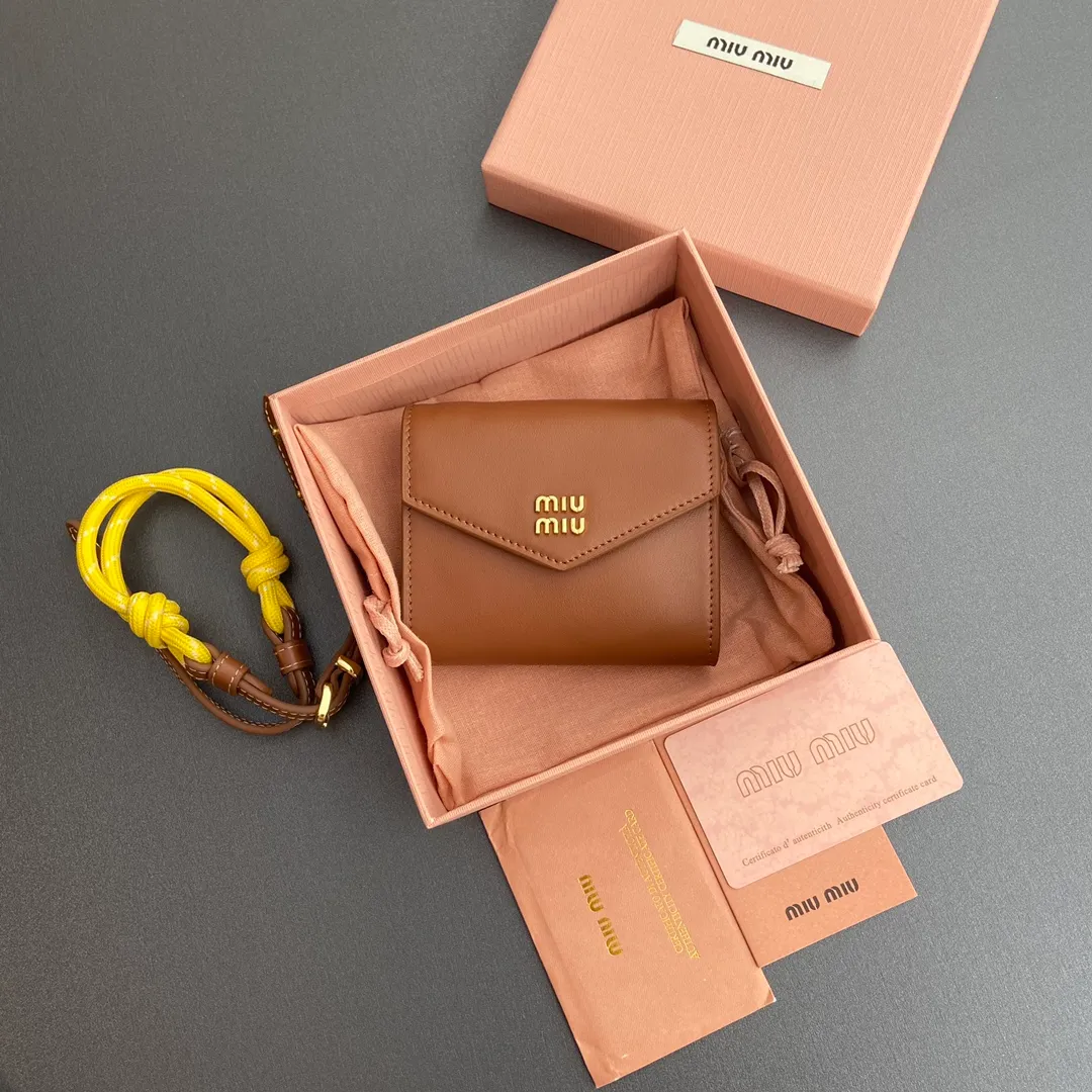 [Special grade hardware original leather]~Imported cow leather and rope shoulder strap cow leather wallet Size: w10.5×h8.5×2cm No.: 5MT024_ 024 _ MM032