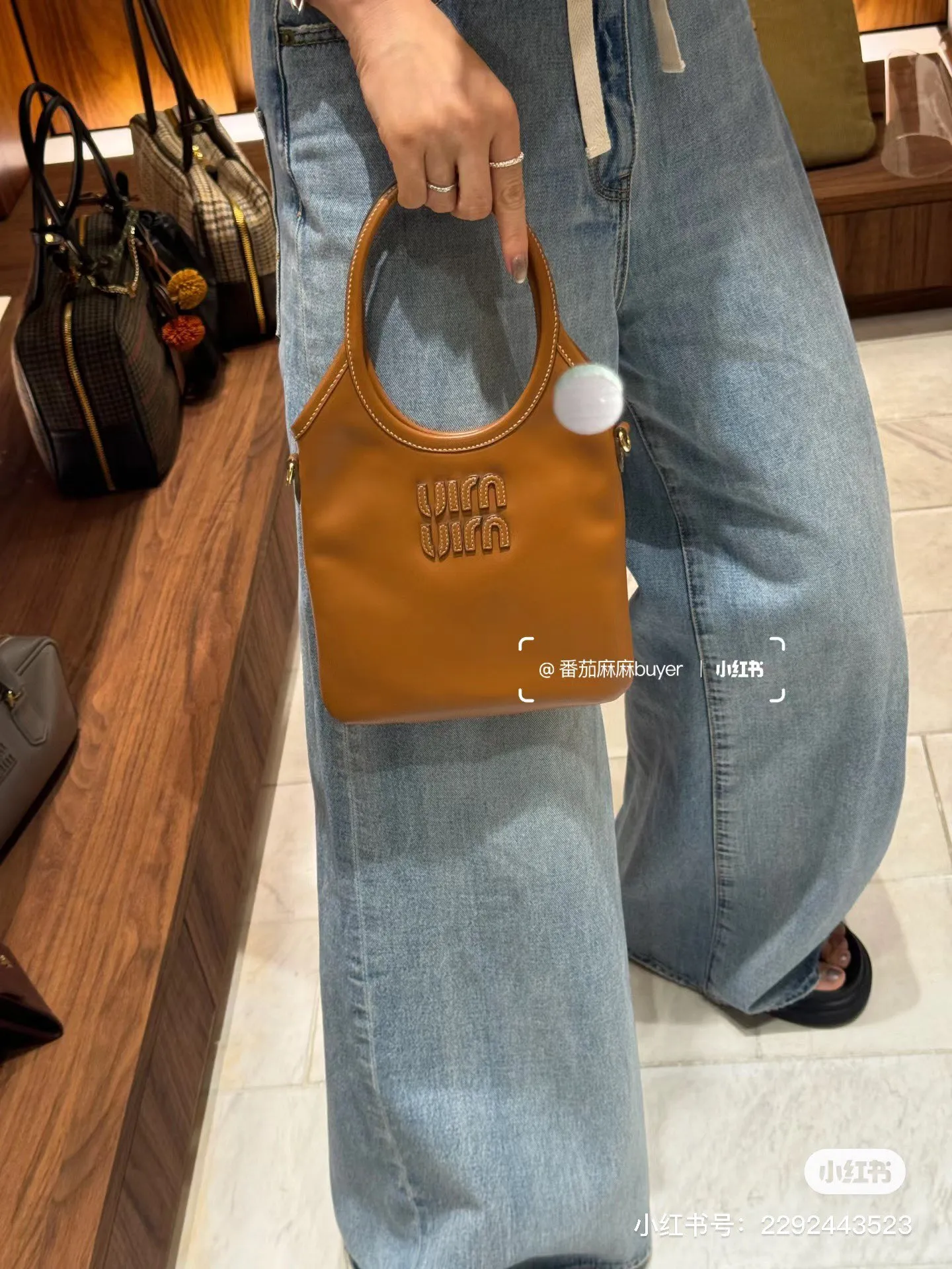💋💋💋【Equipped with counter full set of packaging, premium hardware and original leather】IVY cow leather tote bag small handbag/crossbody bag～5ba281