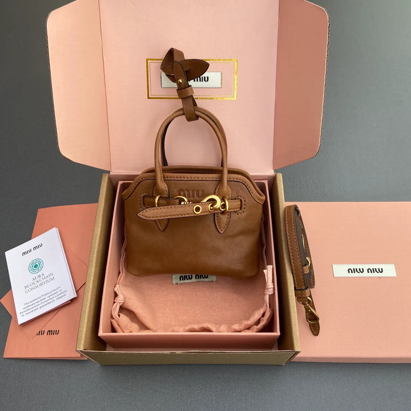 p920 [Special grade hardware original leather]~Adventure Nappa sheep leather pendant/crossbody bag~Vegetable tanned leather heather color Size: w12.5×h10×5cm No. 5BG037 MM combination diagram