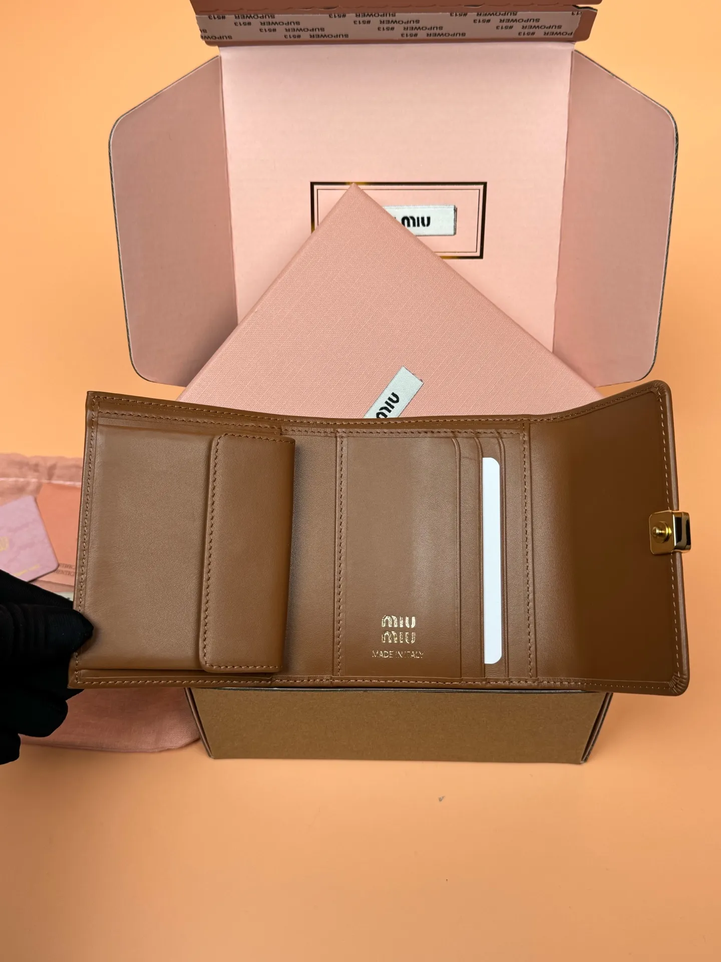 [Special grade hardware original leather] ¥600 ~ Imported cowhide wallet ~ Cognac color - Snap button closure - Metal letter logo - 2 card slots - 1 banknote compartment - 1 coin pocket - Lined Size: w11.5×h10.2×2cm No.: 5MH033_ MM0240
