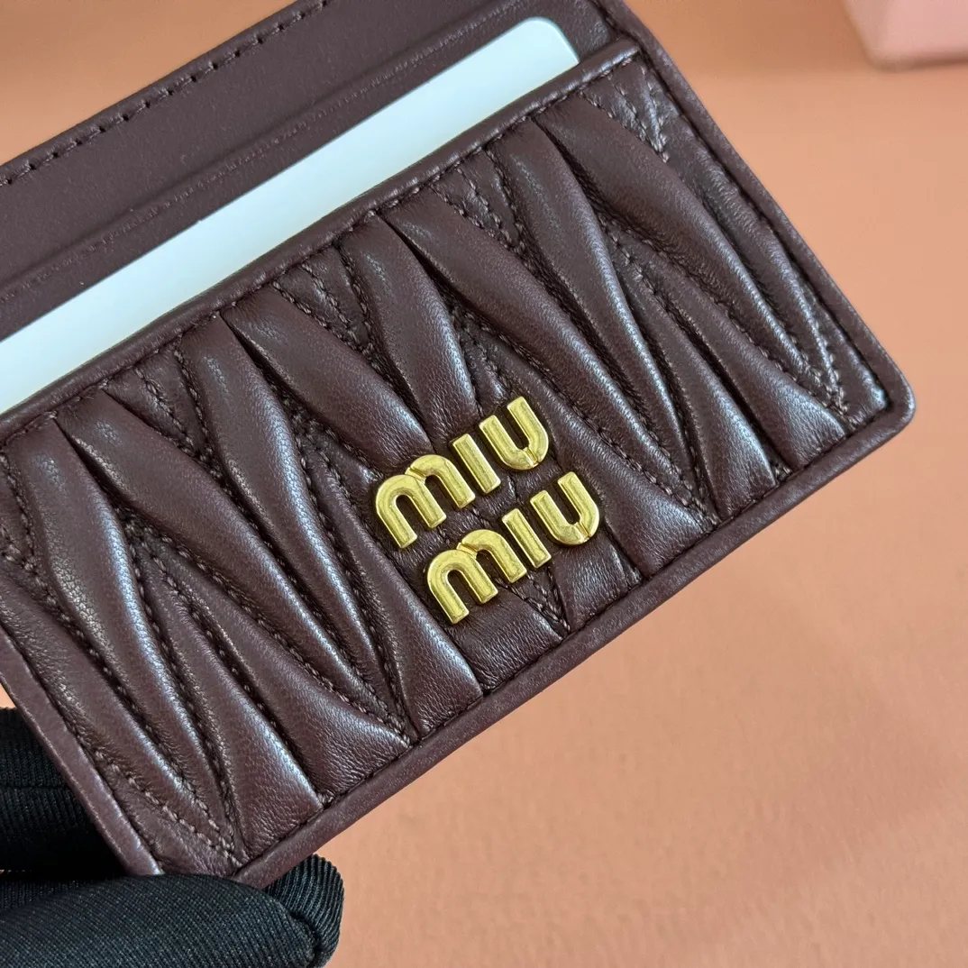 p420. 💋💋💋【Configured with full set of counter packaging】🔥 The latest version of MM cket wallet new card holder, 💗💗 5MV976 Shi Mu Nan The latest series of card holders in the counter, small and exquisite, double-sided card slots, practical and fashionable design 🔥 Made of top imported lambskin 🎉