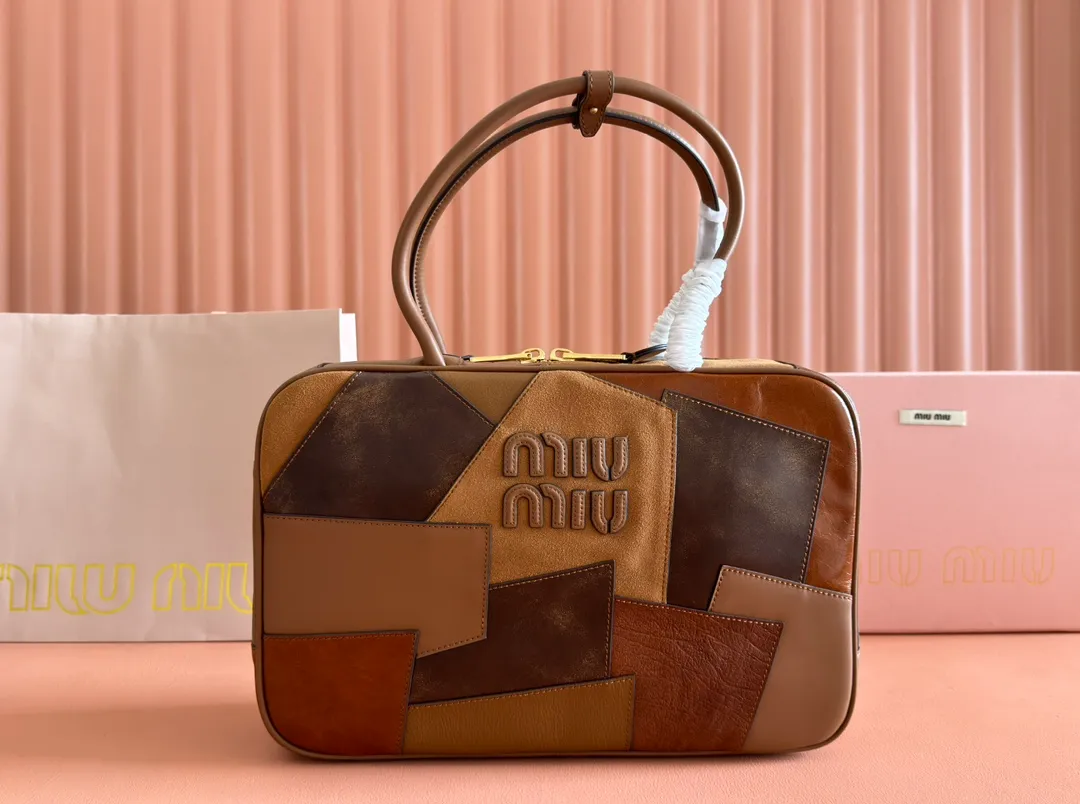 💋💋💋【Special grade hardware original leather】Beau cow leather and sheep leather patchwork handbag/shoulder bag ~ brown