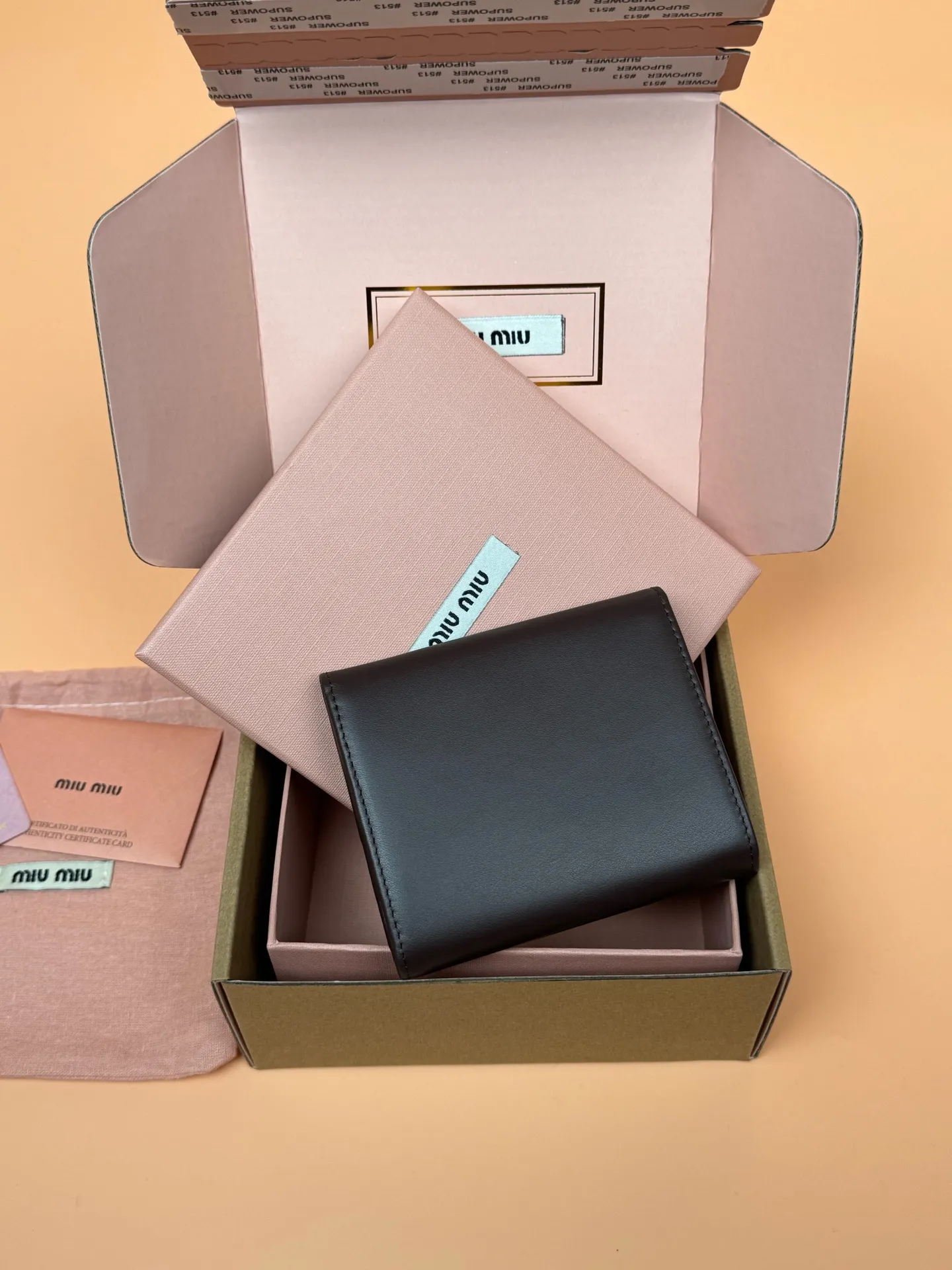 [Special grade hardware original leather] ¥600 ~ Imported cowhide wallet ~ Heather wood color - Snap button closure - Metal letter logo - 2 card slots - 1 banknote compartment - 1 coin pocket - Lined Size: w11.5×h10.2×2cm No.: 5MH033_ MM0240