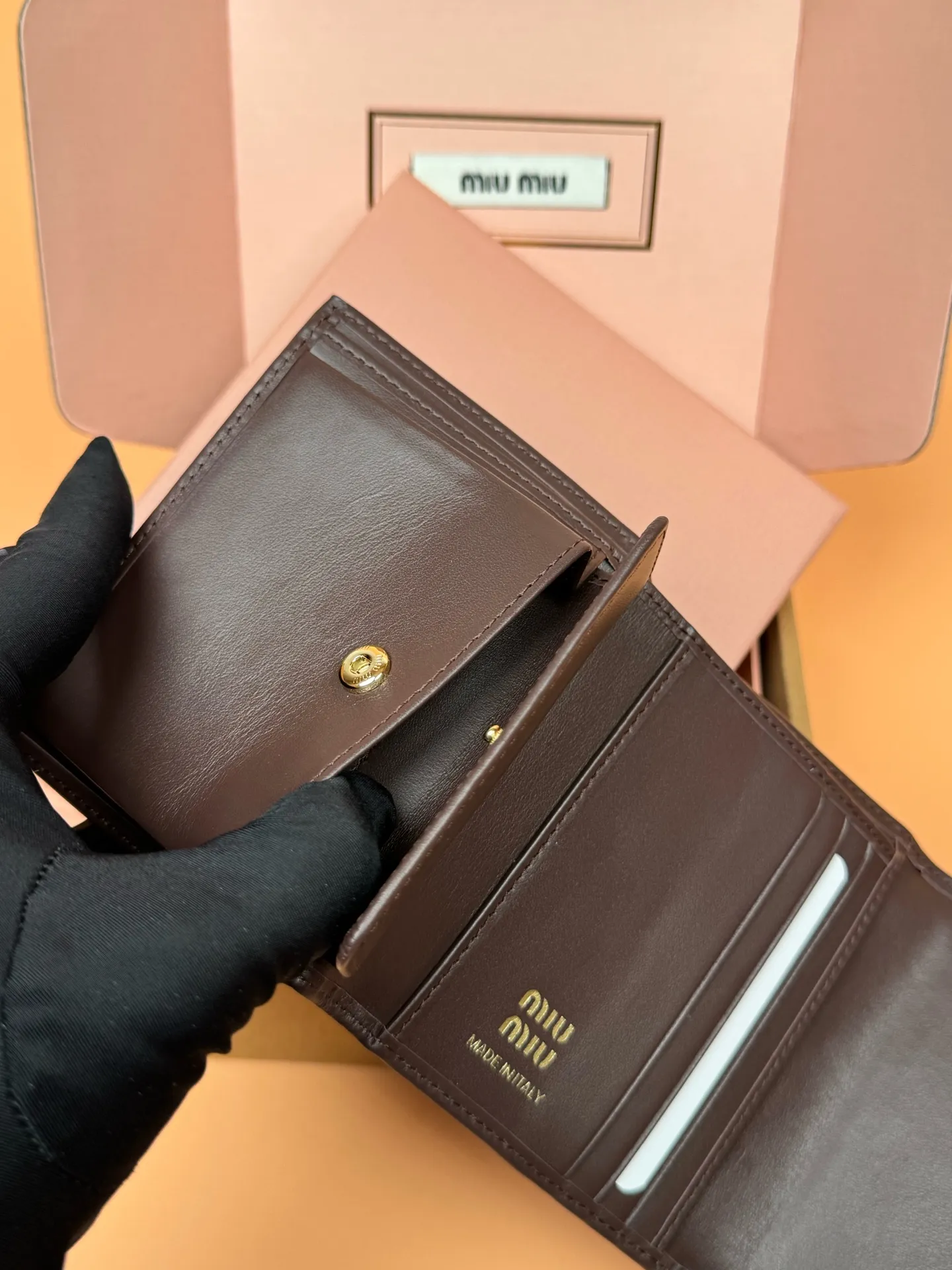 [Special grade hardware original leather] ¥600 ~ Imported cowhide wallet ~ Heather wood color - Snap button closure - Metal letter logo - 2 card slots - 1 banknote compartment - 1 coin pocket - Lined Size: w11.5×h10.2×2cm No.: 5MH033_ MM0240