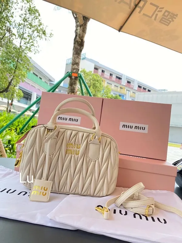 All categories Official website "Brand Women's Bags" Women's Bags 💙 miumiu 2023 new miumiu handbag wholesale