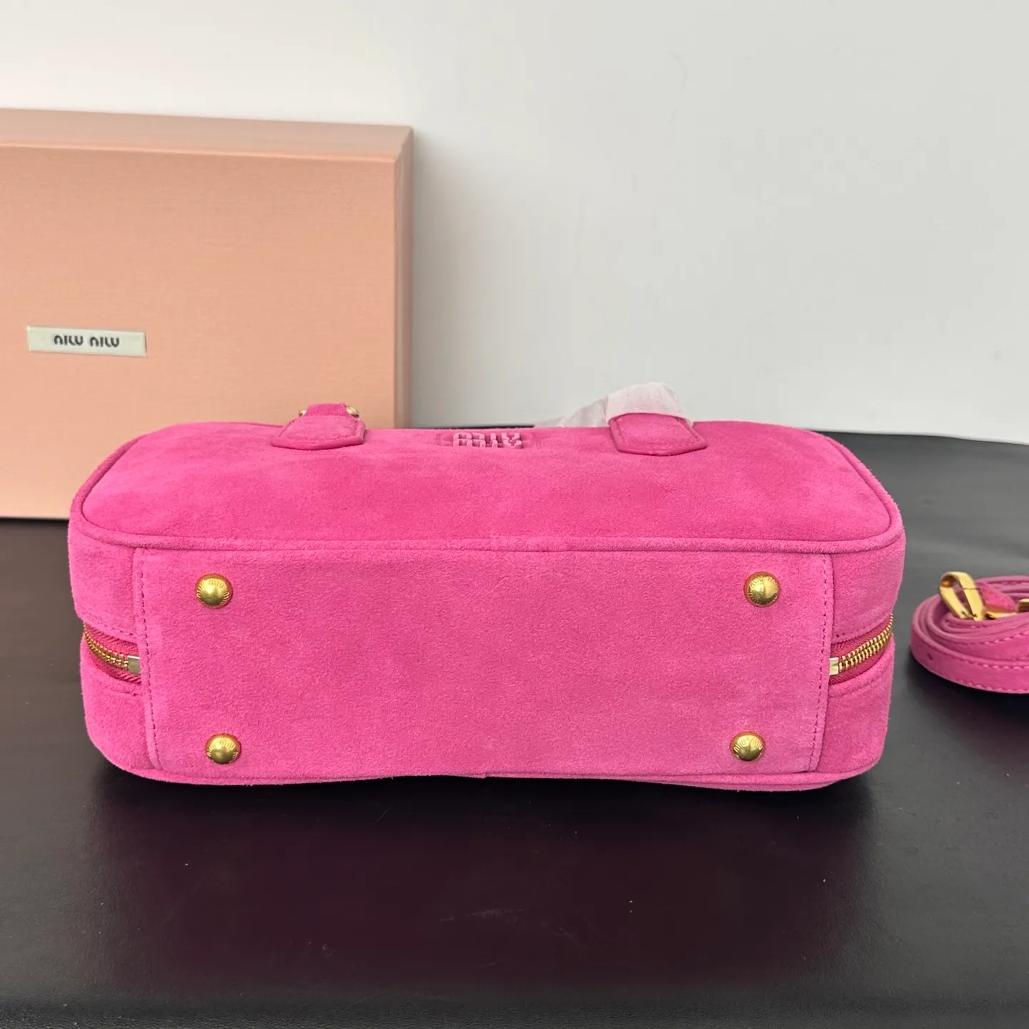 All categories Official website "Brand Women's Bags" Women's Bags 💙 miumiu 2025 new miumiu handbags