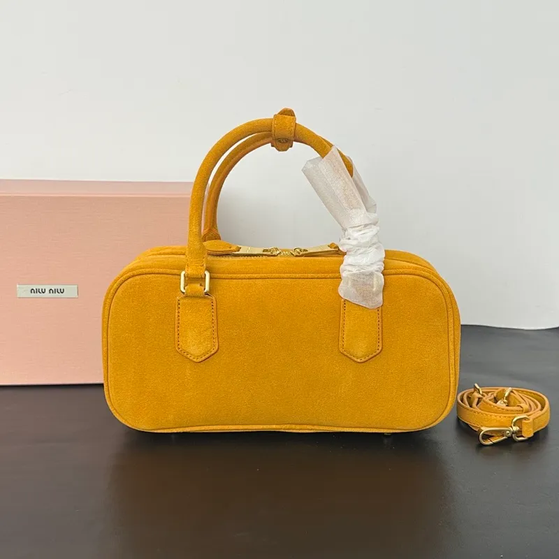 All categories Official website "Brand Women's Bags" Women's Bags 💙 miumiu 2025 new miumiu handbags