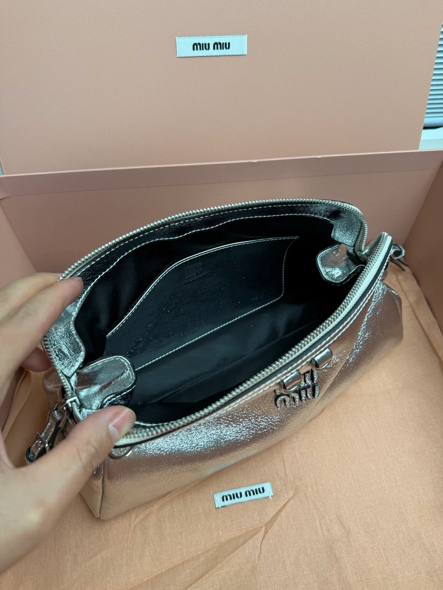 All Categories Official Website "Brand Women's Bags" Women's Bags 💙 miumiu 2026 Official Website MIUMIU Crossbody Bag