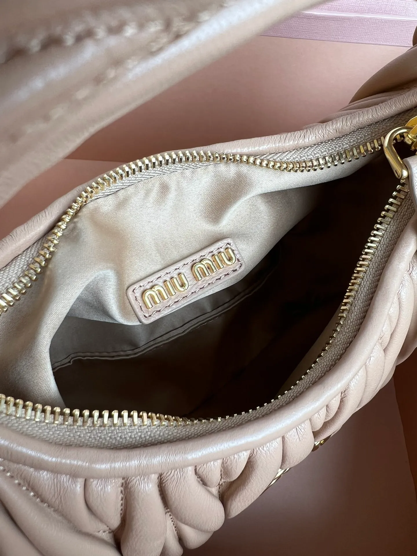 All Categories Official Website "Brand Women's Bags" Women's Bags 💙 miumiu 2026 Official Website MIUMIU Handbags
