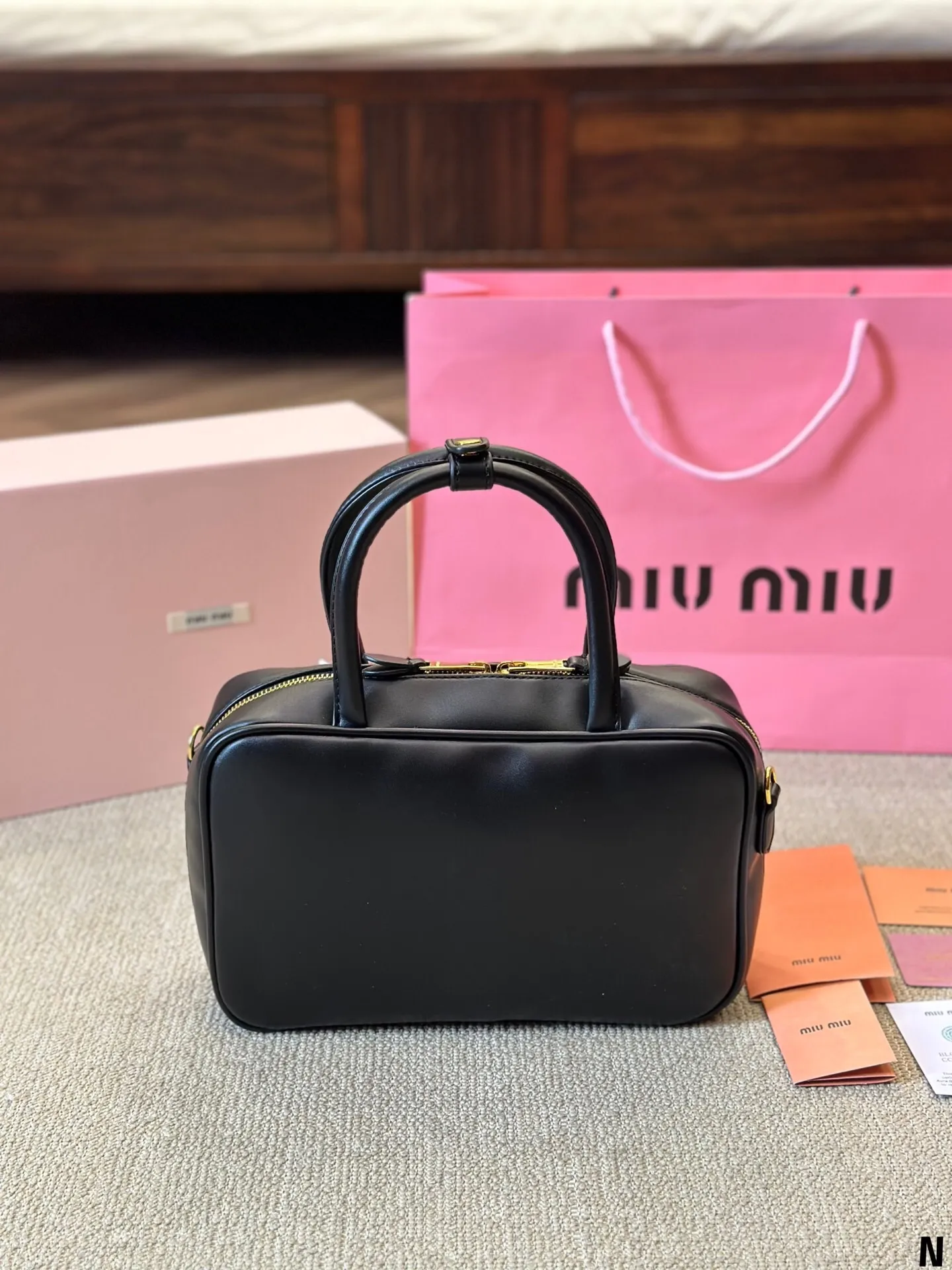 All Categories Official Website "Brand Women's Bags" Women's Bags 💙 miumiu 2024 official website new MIUMIU crossbody bag