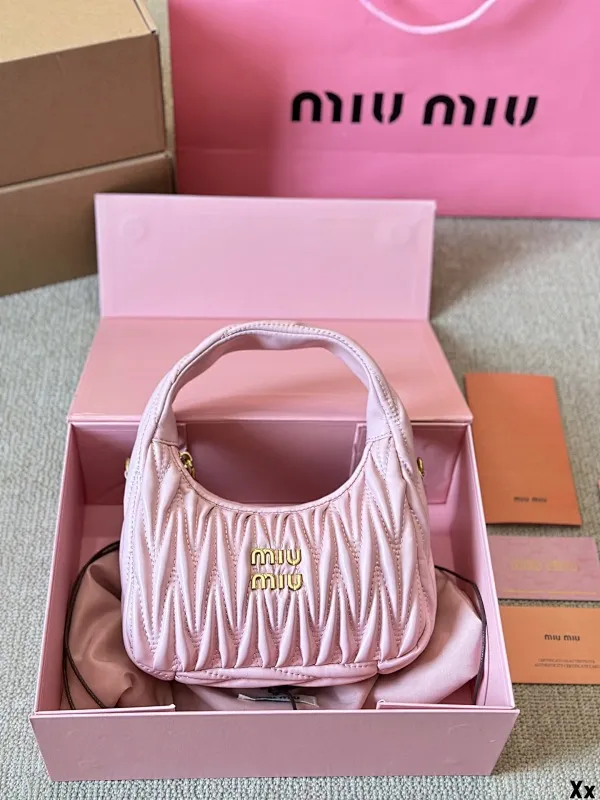 All Categories Official Website "Brand Women's Bags" Women's Bags 💙 miumiu 2024 official website new MIUMIU crossbody bag