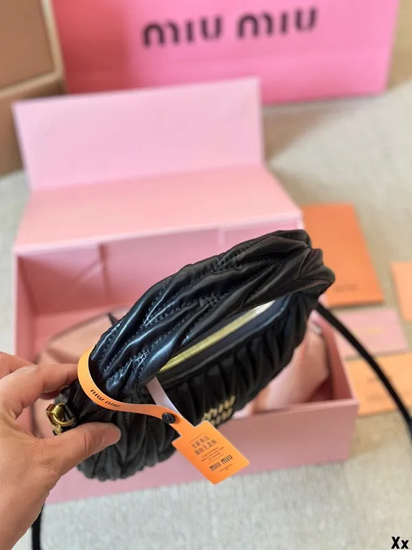 All Categories Official Website "Brand Women's Bags" Women's Bags 💙 miumiu 2024 official website new MIUMIU crossbody bag