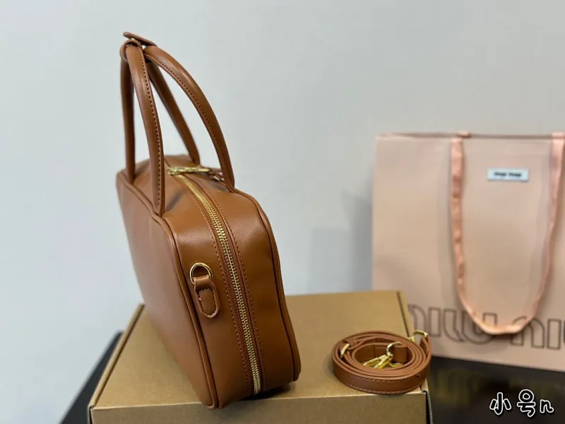 All Categories Official Website "Brand Women's Bags" Women's Bags 💙 miumiu 2024 official website new MIUMIU handbags
