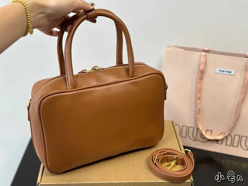 All Categories Official Website "Brand Women's Bags" Women's Bags 💙 miumiu 2024 official website new MIUMIU handbags