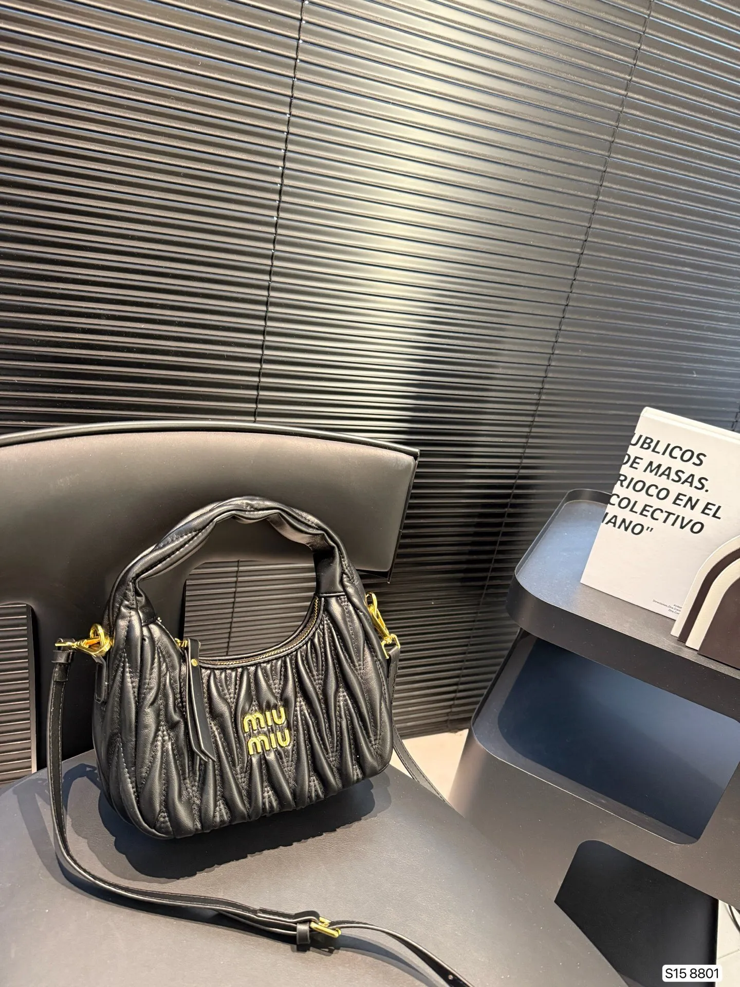All categories Official website "Brand Women's Bags" Women's Bags 💙 miumiu 2025 new MIUMIU armpit bag