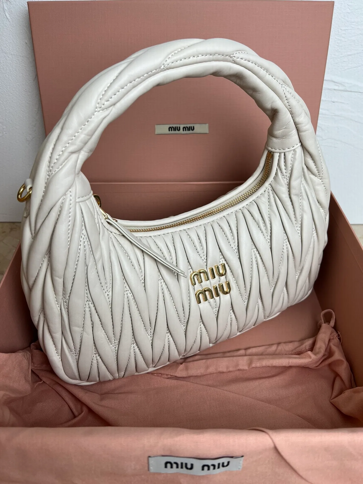 All Categories Official Website "Brand Women's Bags" Women's Bags 💙 miumiu 2026 Official Website MIUMIU Handbags