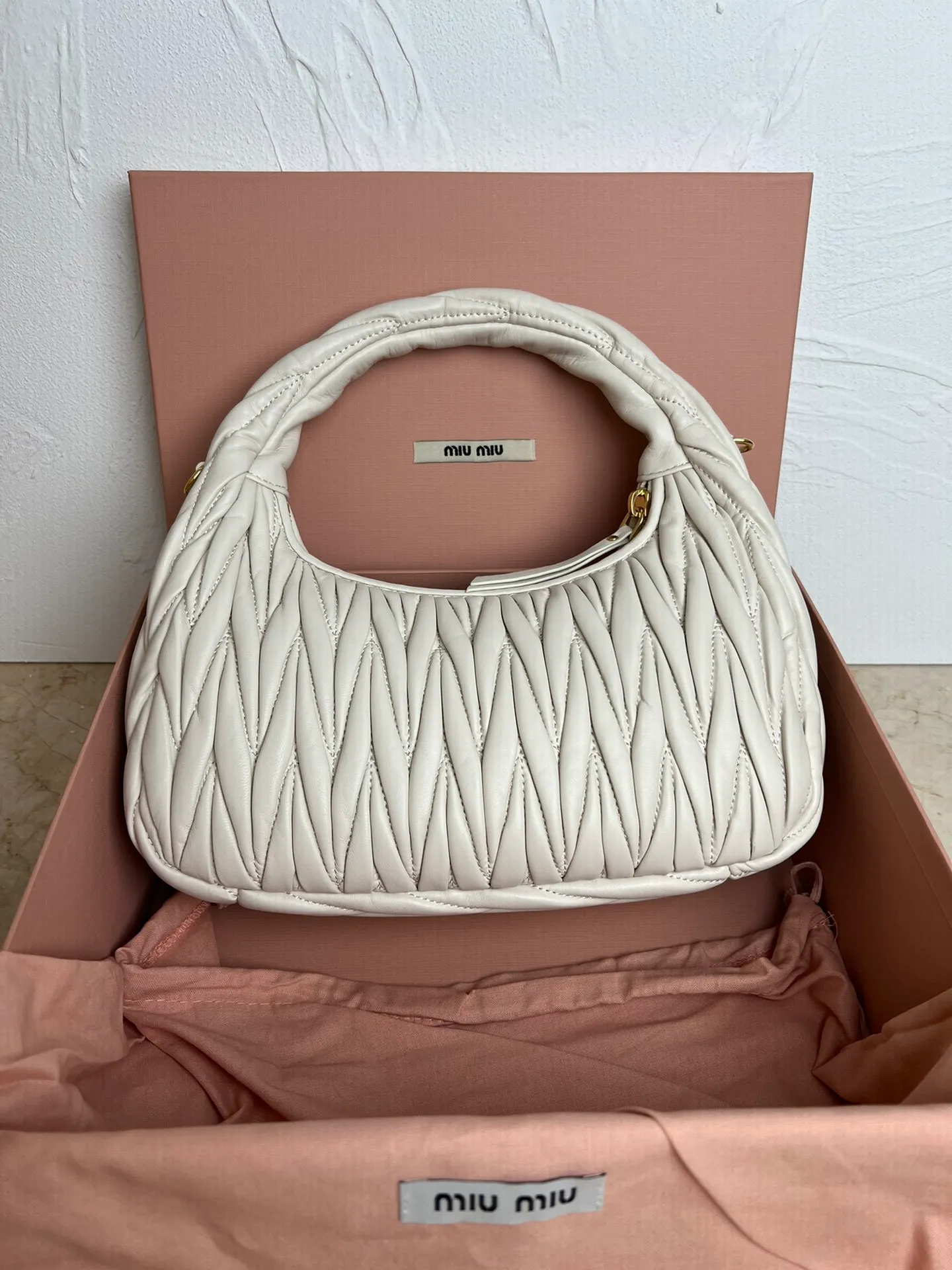 All Categories Official Website "Brand Women's Bags" Women's Bags 💙 miumiu 2026 Official Website MIUMIU Handbags