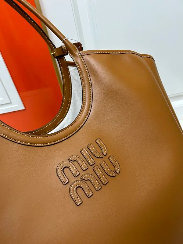 All categories Official website "Brand Women's Bags" Women's Bags 💙 miumiu 2025 new miumiu handbags