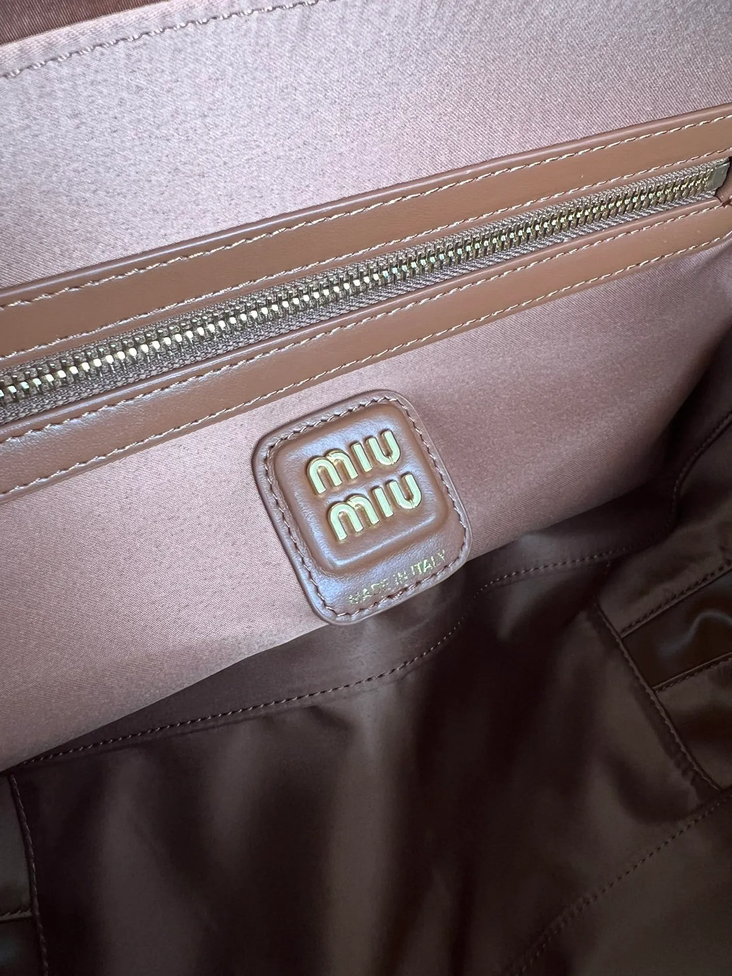 All Categories Official Website "Brand Women's Bags" Women's Bags 💙 miumiu 2026 Official Website MIUMIU Handbags