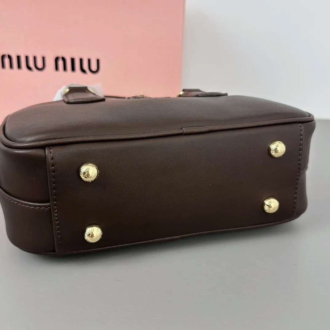 All categories Official website "Brand Women's Bags" Women's Bags 💙 miumiu 2025 new miumiu handbags