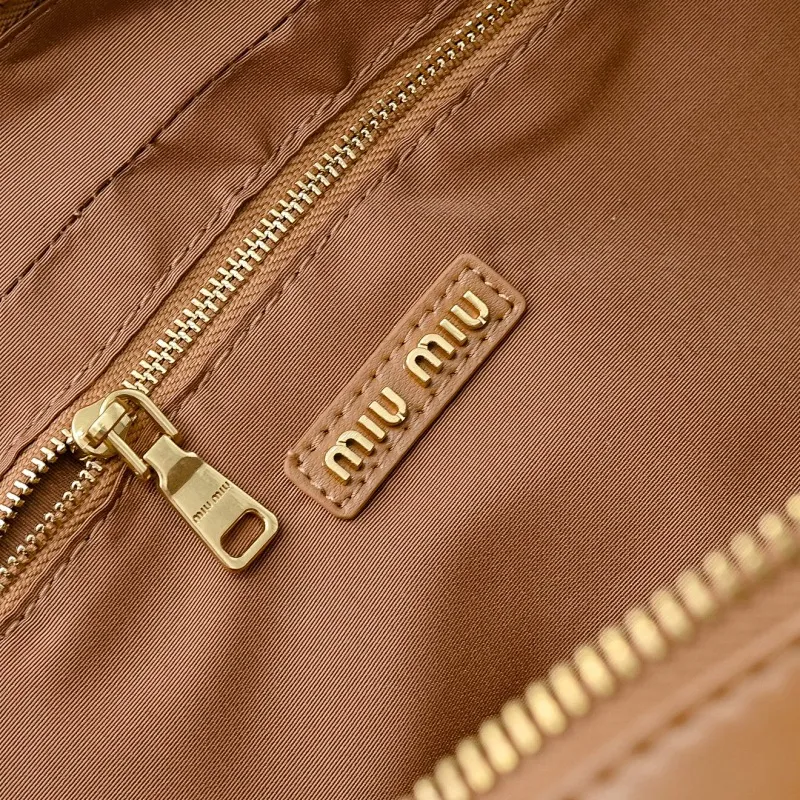 All categories Official website "Brand Women's Bags" Women's Bags 💙 miumiu 2025 new MIUMIU handbags
