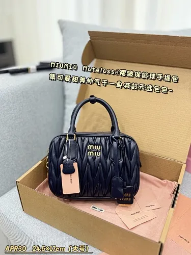 All categories Official website "Brand Women's Bags" Women's Bags 💙 miumiu 2024 new MIUMIU handbags