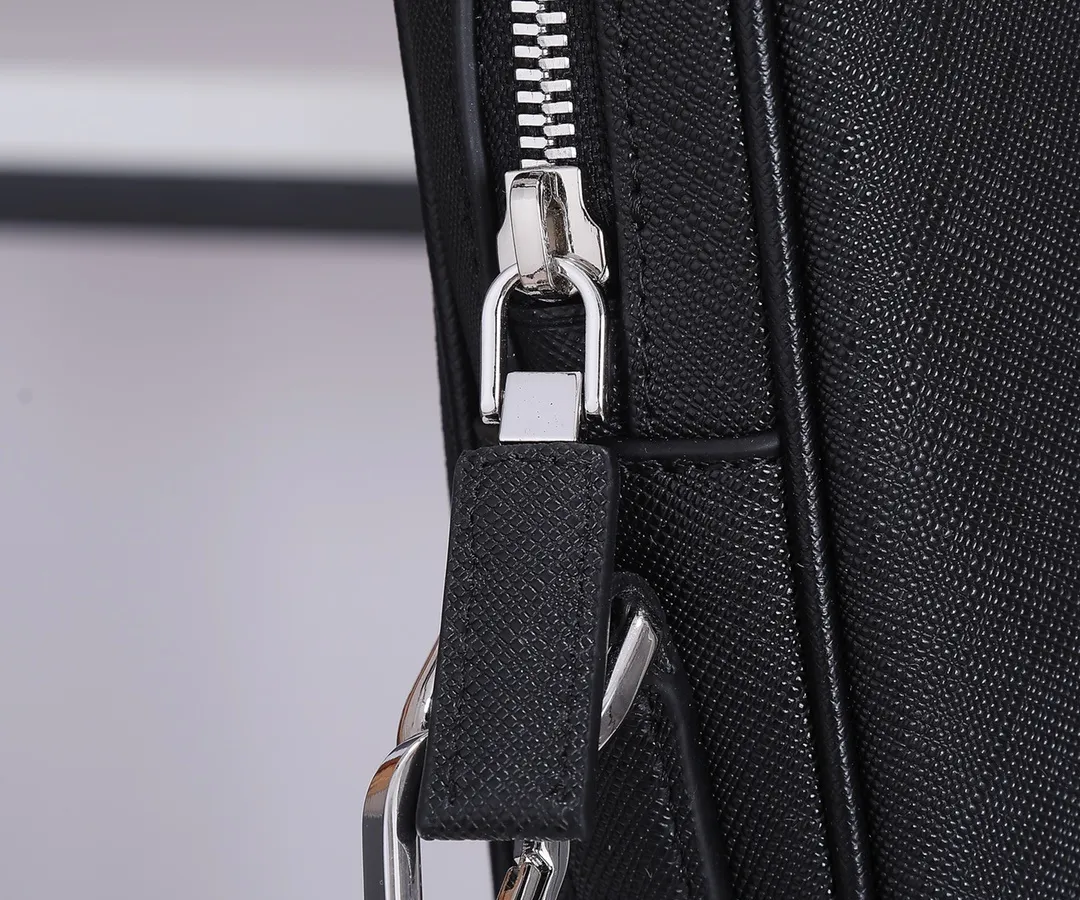 All categories 💚 Top version men’s bag 💚 PRADA 2023 official latest version PRADA briefcase
