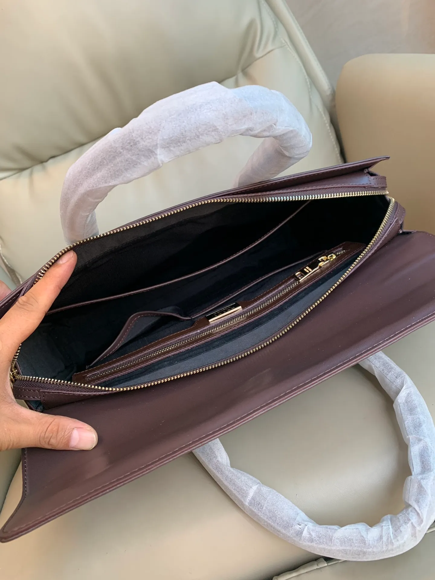 All Categories 💚 Top Version Men’s Bags 💚 PRADA 2024 New Prada Briefcase