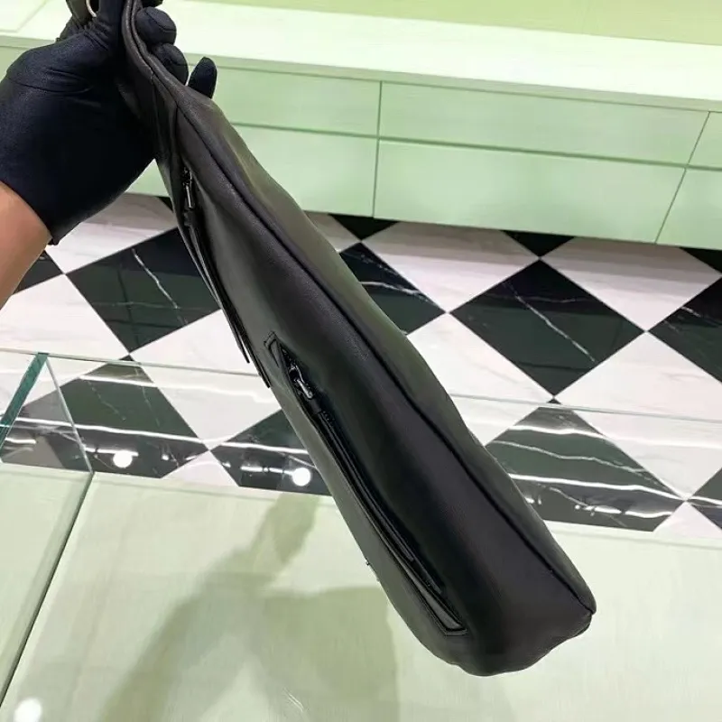 All Categories 💚 Top Version Men’s Bags 💚 PRADA 2023 Official Latest Version PRADA Belt Bag