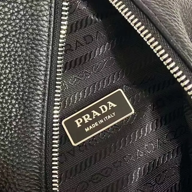 All Categories 💚 Top Version Men’s Bags 💚 PRADA 2023 Official Latest Version PRADA Chest Bag