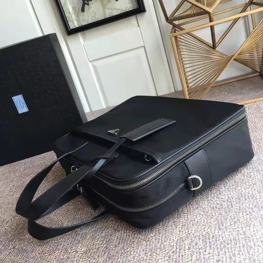 All Categories 💚 Top Version Men’s Bags 💚 PRADA 2023 New Prada Briefcase