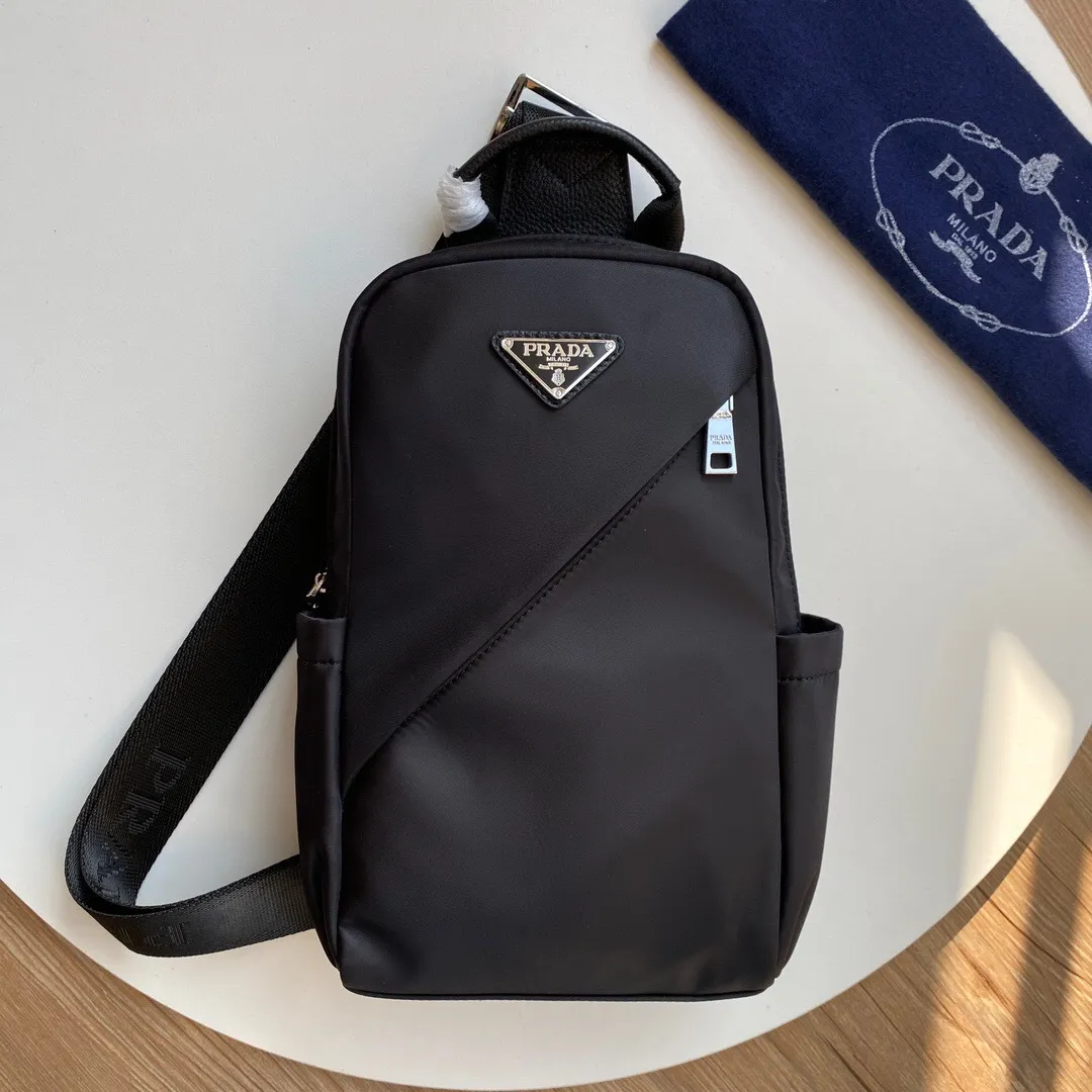 All Categories 💚 Top Version Men’s Bags 💚 PRADA 2024 New Prada Chest Bag