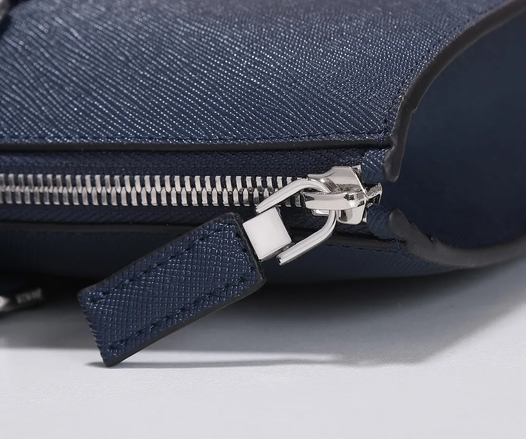 All categories 💚 Top version men’s bag 💚 PRADA 2023 official latest version PRADA briefcase