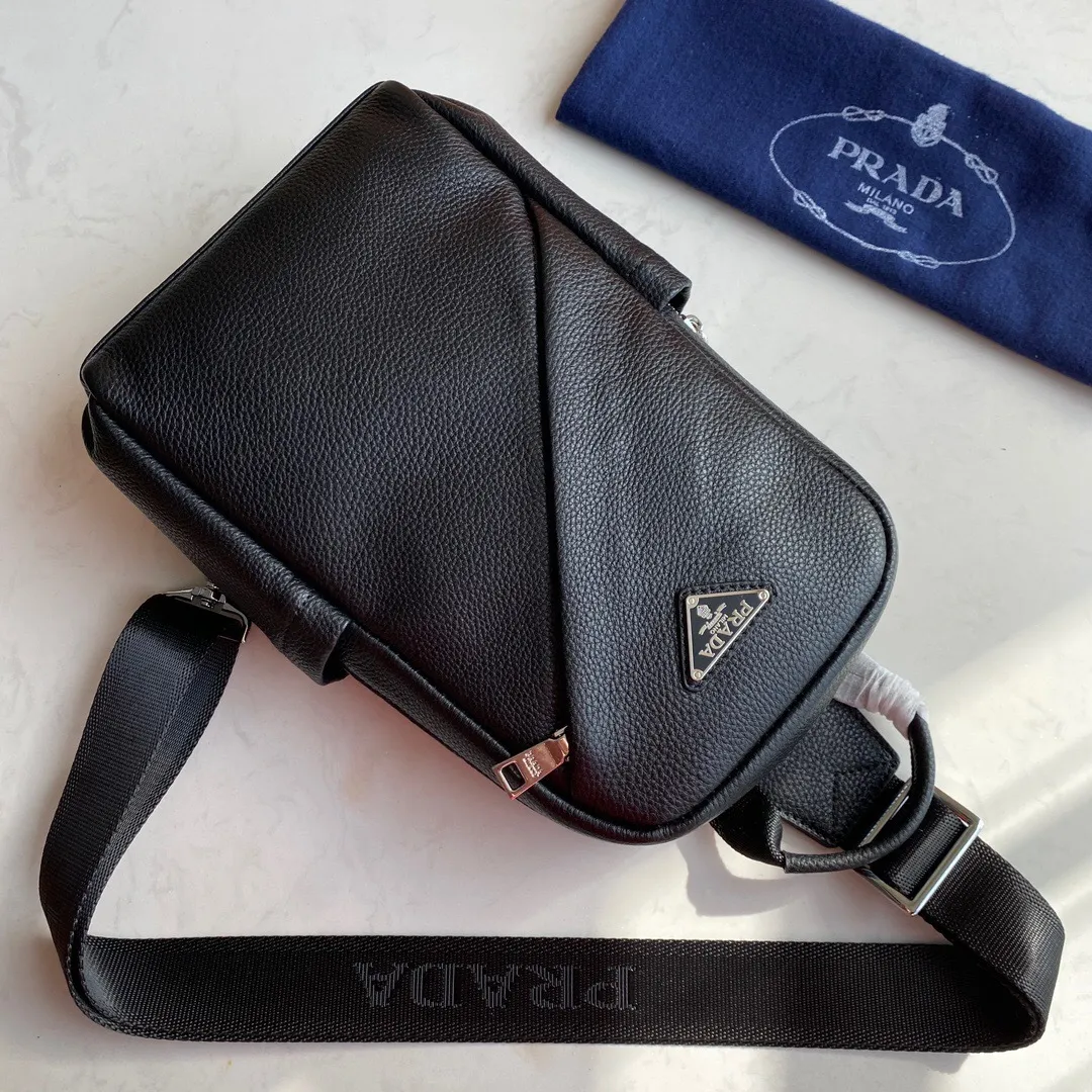 All Categories 💚 Top Version Men’s Bags 💚 PRADA 2024 New Prada Chest Bag