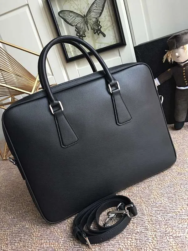 All Categories 💚 Top Version Men’s Bags 💚 PRADA 2026 Official Latest Version Prada Briefcase