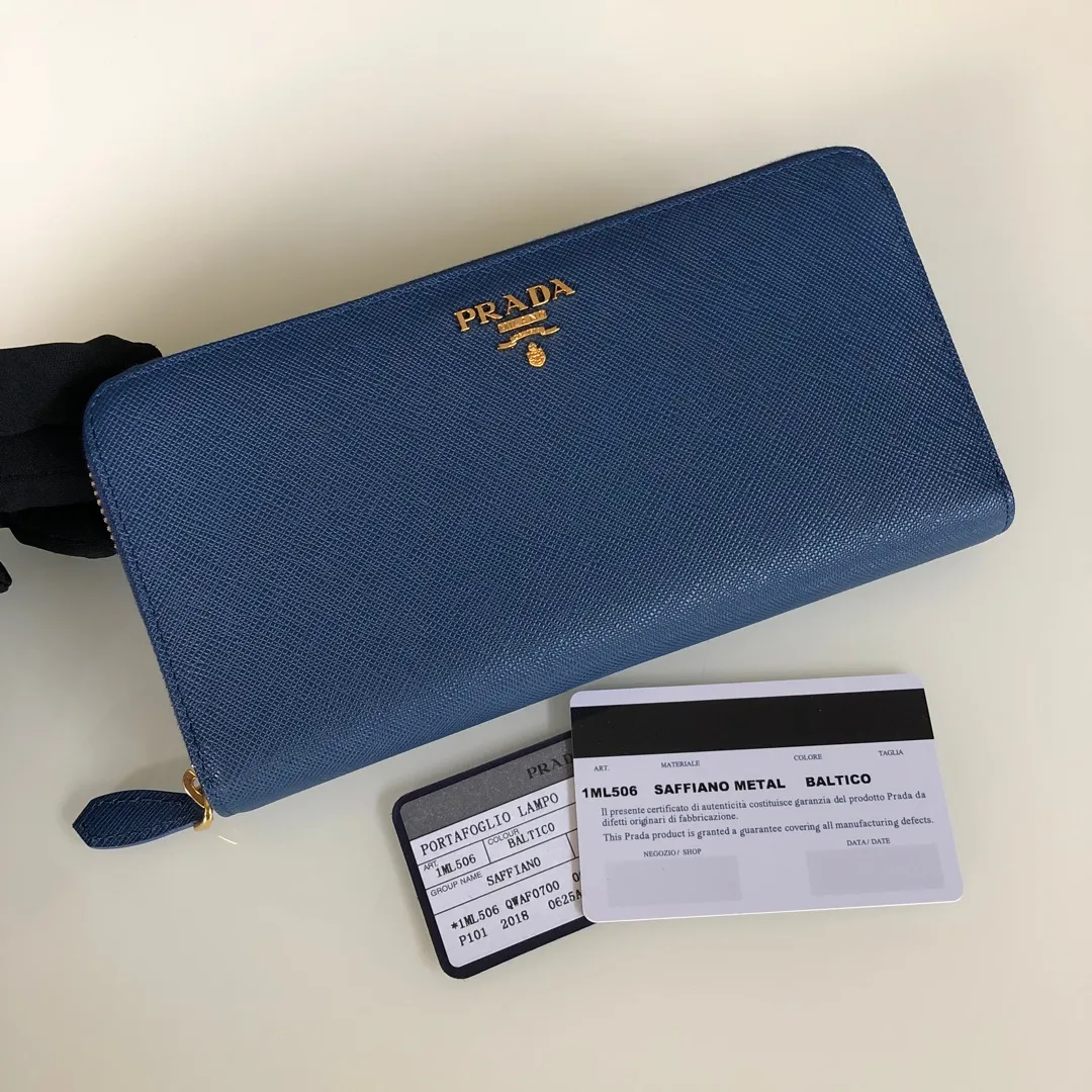 💰560, P Home➡️Cross pattern single zipper wallet, royal blue, model 1ML506, yuan quality, made of cross pattern cowhide, size 20×10.3cm, 175 steel stamp, exquisite workmanship as shown in the picture