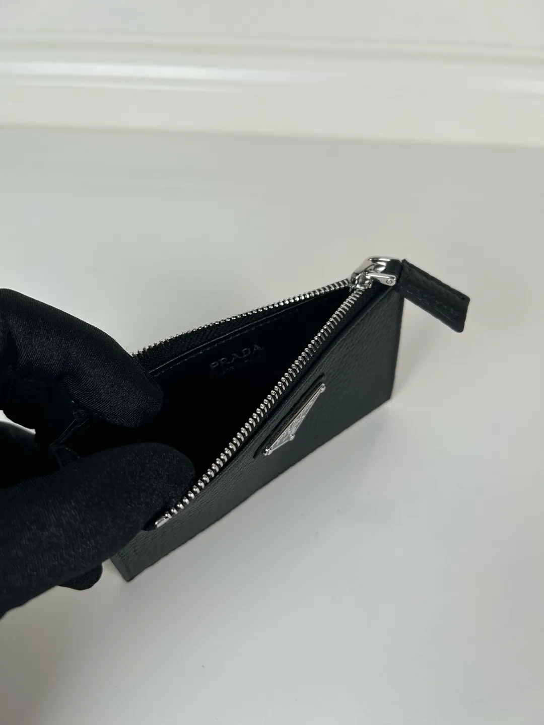 💰420, P Home➡️Black deerskin bag, model: 2MC086, unisex model, 5 card slots, large capacity, 1 leather zipper bag, 8cm*13cm, 175 steel stamp