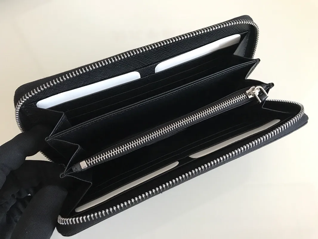 💰560;P Home➡️Cross-grain leather wallet, black, model 1ML506, unisex model, single quality, imported cross-grain cowhide, size 20×10.3cm, 175 steel stamp