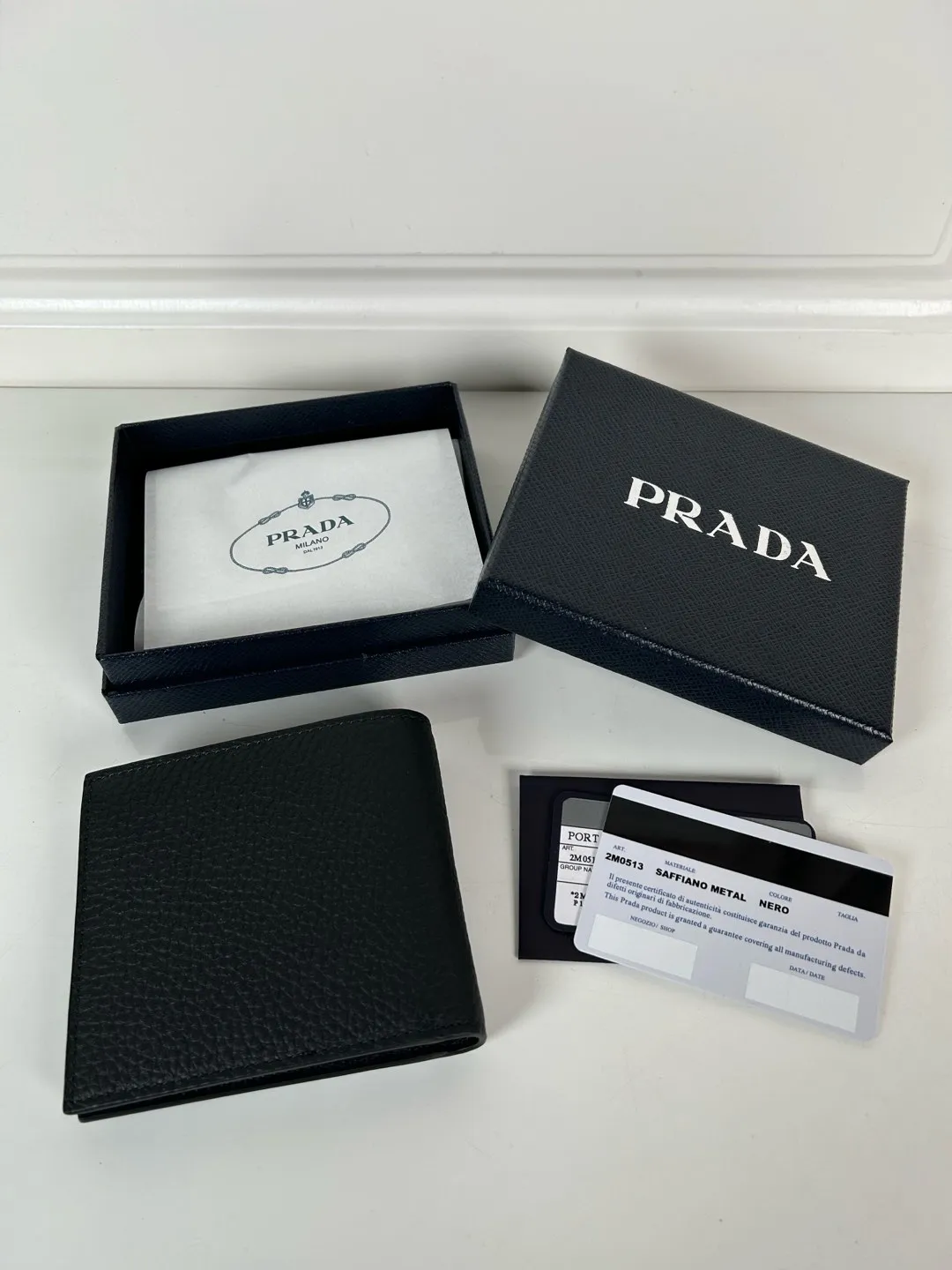 💰400, P Home➡️Men's deerskin triangle silver mark short clip, black, model 2M0513, eight card slots, size 11×9.5cm, 175 steel stamp, meticulous and neat workmanship as shown in the picture