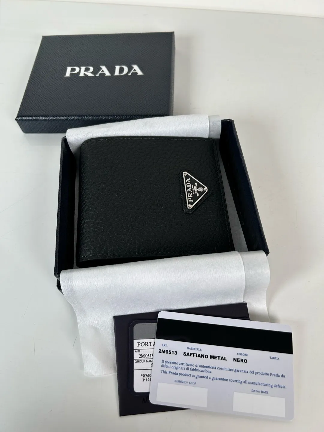 💰400, P Home➡️Men's deerskin triangle silver mark short clip, black, model 2M0513, eight card slots, size 11×9.5cm, 175 steel stamp, meticulous and neat workmanship as shown in the picture
