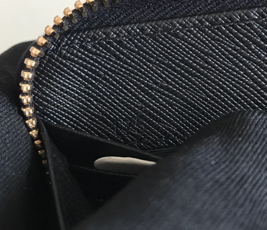 💰560, P Home➡️Cross-grain leather wallet, black, model 1ML506, unisex model, single quality, imported cross-grain cowhide, size 20×10.3cm, 175 steel stamp