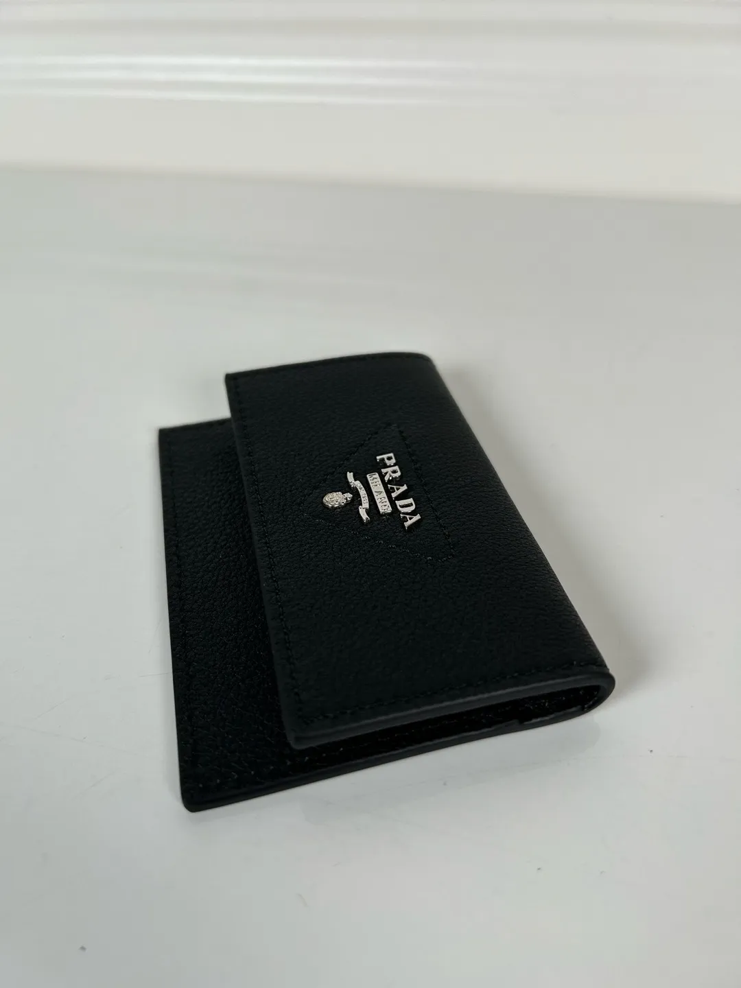 💰320, P Home ➡️ Unisex small card holder, black, model: 1MF028, original quality, imported deerskin texture, 2 card slots, can hold multiple cards, size 10×7cm, actual shot, what you see is what you get