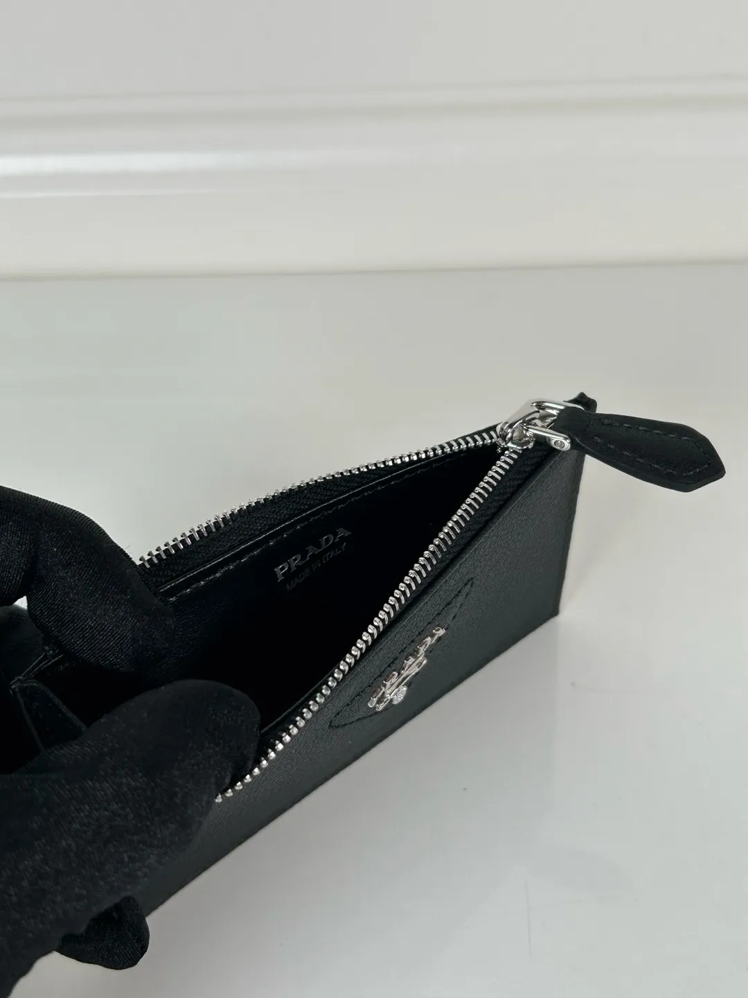 💰420, P Home➡️Black thin deer pickup bag, model: 2MC086, unisex model, 5 card slots, large capacity, 1 leather zipper bag, 8cm*13cm, 175 steel stamp