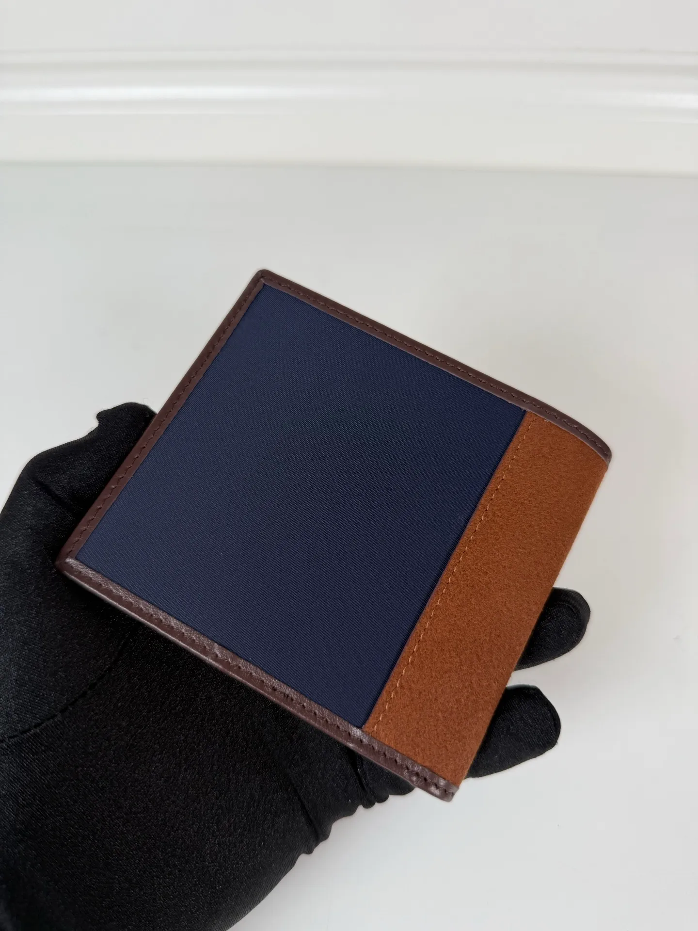💰400, P Home➡️Men's short wallet, model 2M0513, made of suede + nylon fabric, eight card slots, length 11 and height 9.5cm