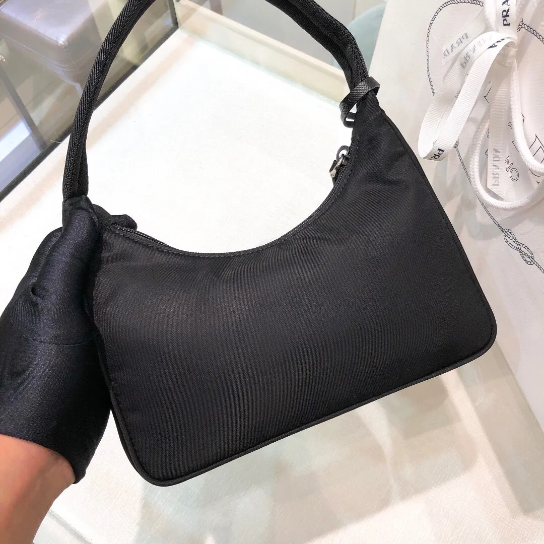 All Categories Official Website "Brand Women's Bags" Women's Bags 💙 PRADA 2022 Official New Prada Underarm Bag Wholesale 58001700 Original Order Quality Size: 22-17-6CM