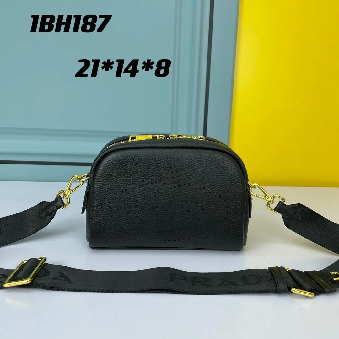 All categories Official website "Brand Women's Bags" Women's Bags 💙 PRADA 2022 official new Prada crossbody bag wholesale 58002500 Original order quality Size: 21-14-8CM